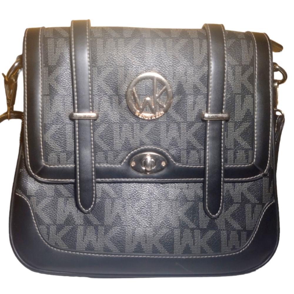 Wendy Keen Crossbody Black Bag